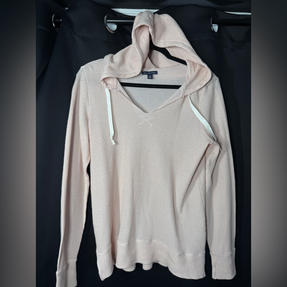 American Eagle Outfitters light pink long sleeve shirt
